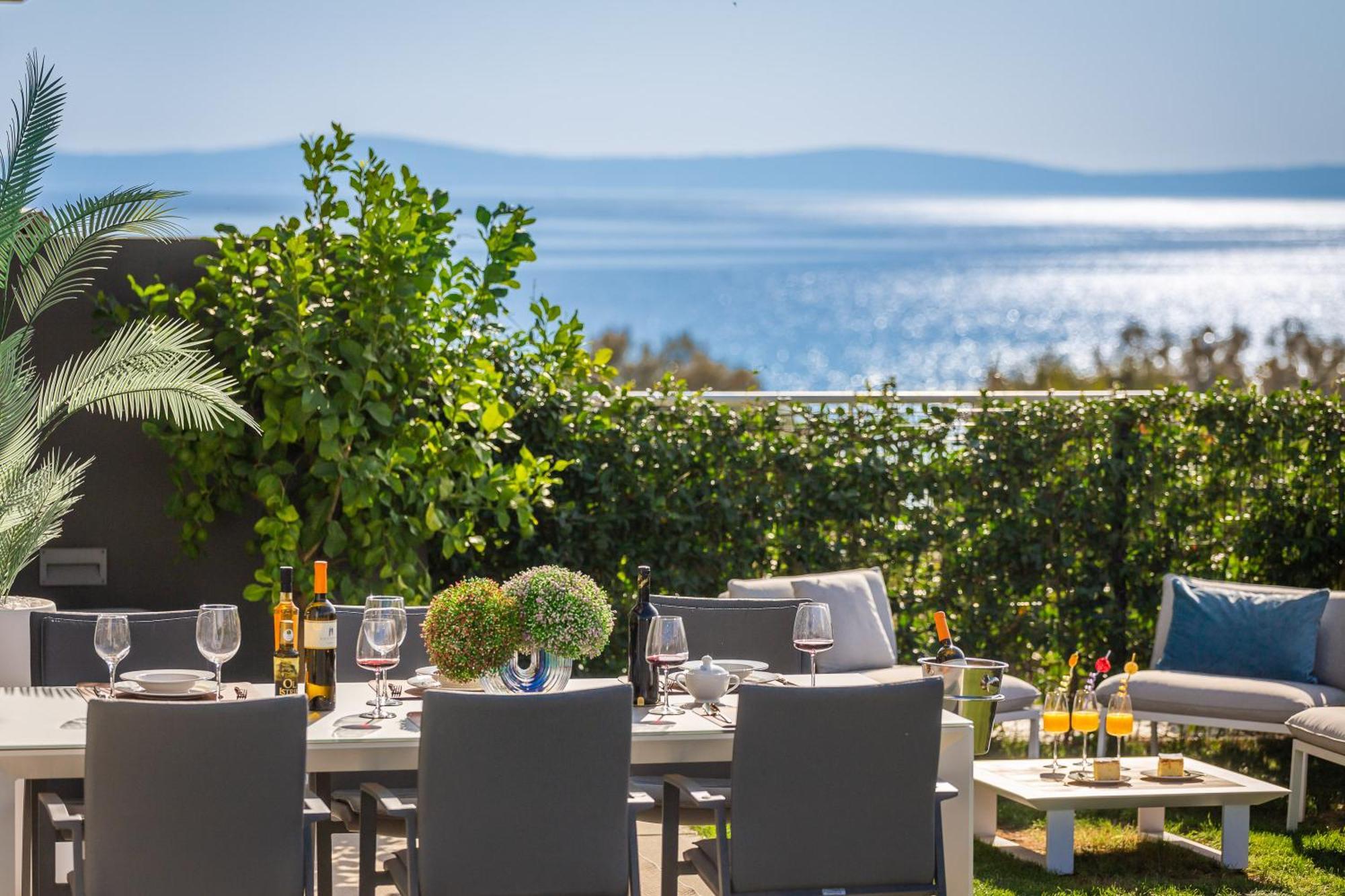 New Luxury Apartment With Private Heated Pool And Amazing Terrace With Seaview Split Exterior photo