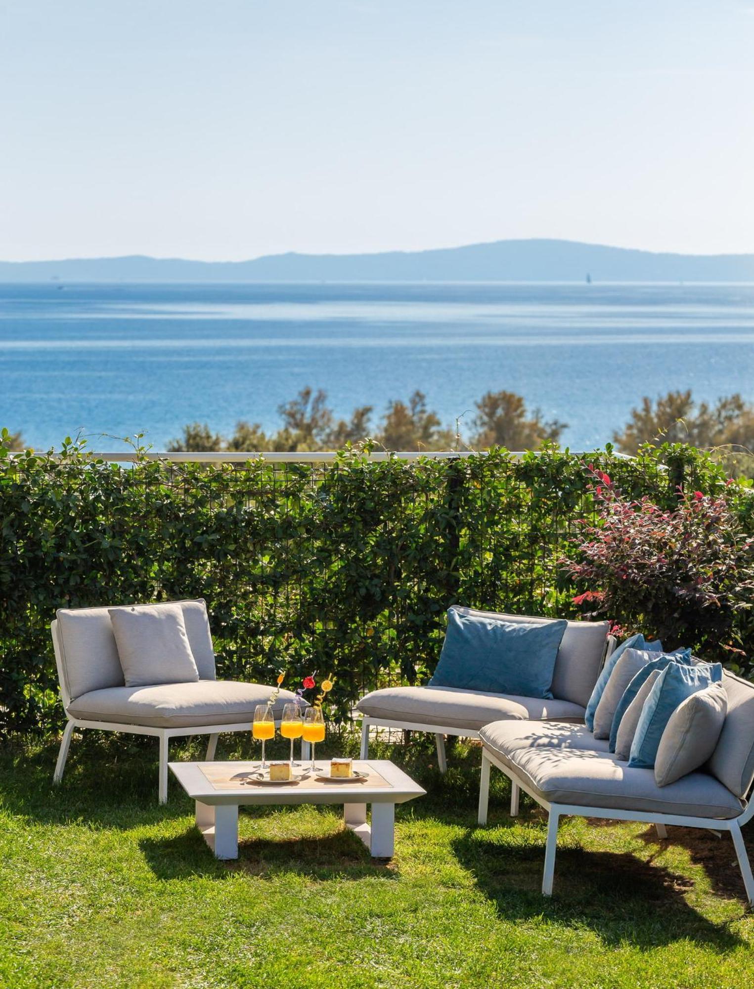 New Luxury Apartment With Private Heated Pool And Amazing Terrace With Seaview Split Exterior photo